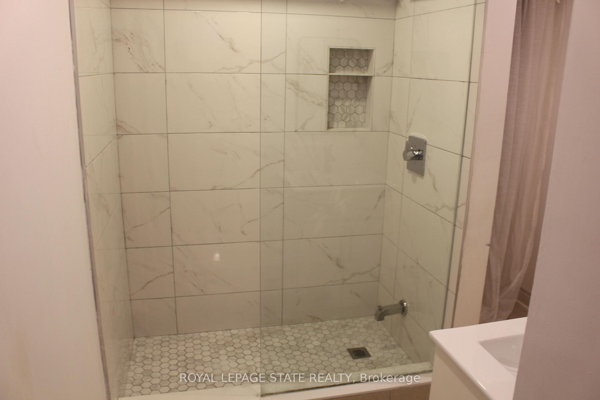 Photo 25 of 250 Nashville Circle, Hamilton, Gershome — HOMEH