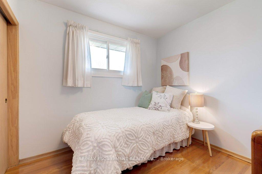 Photo 18 of 146 West 3rd Street, Hamilton, Bonnington — HOMEH