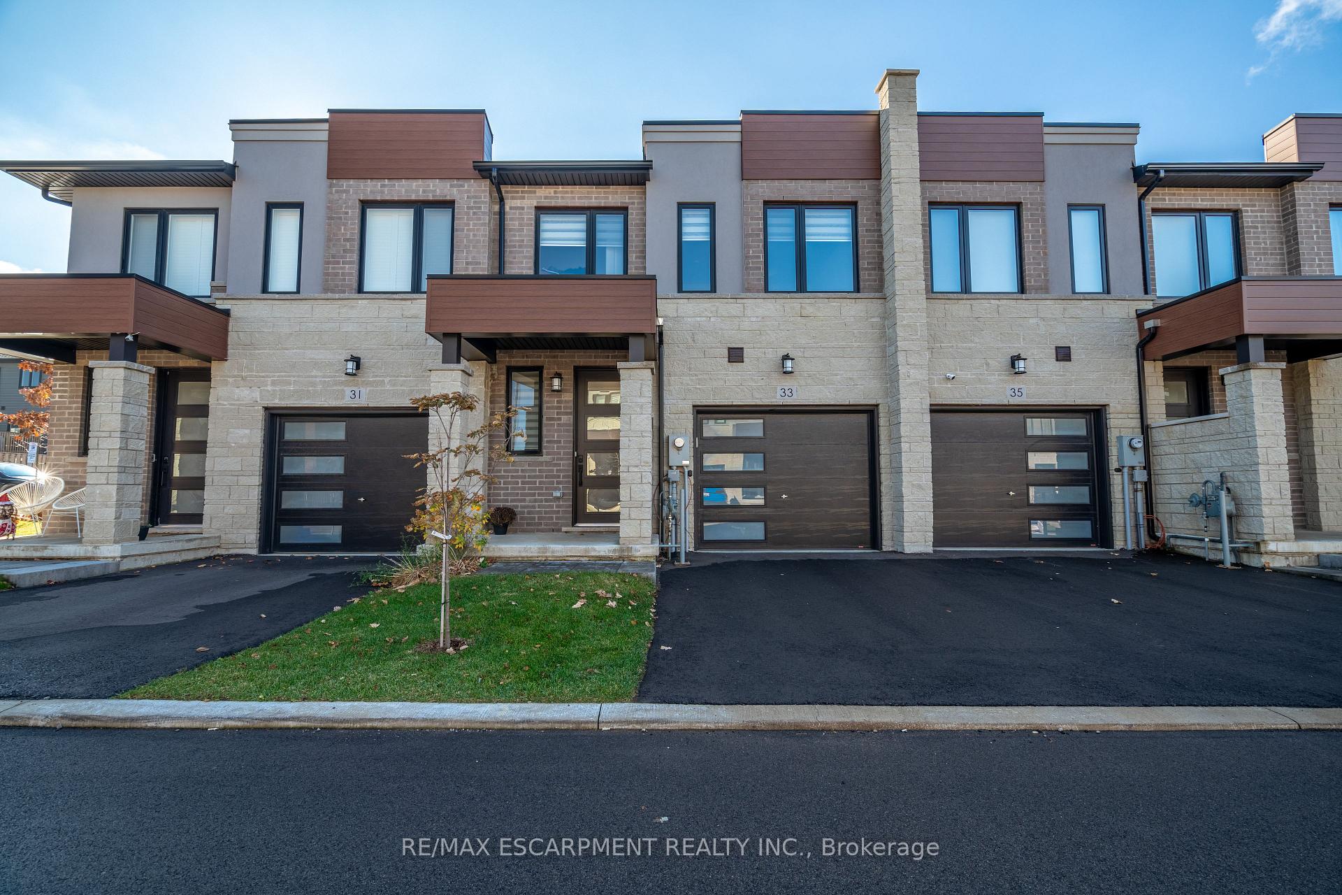 Photo 1 of 33 Southam Lane, Hamilton, Mountview — HOMEH