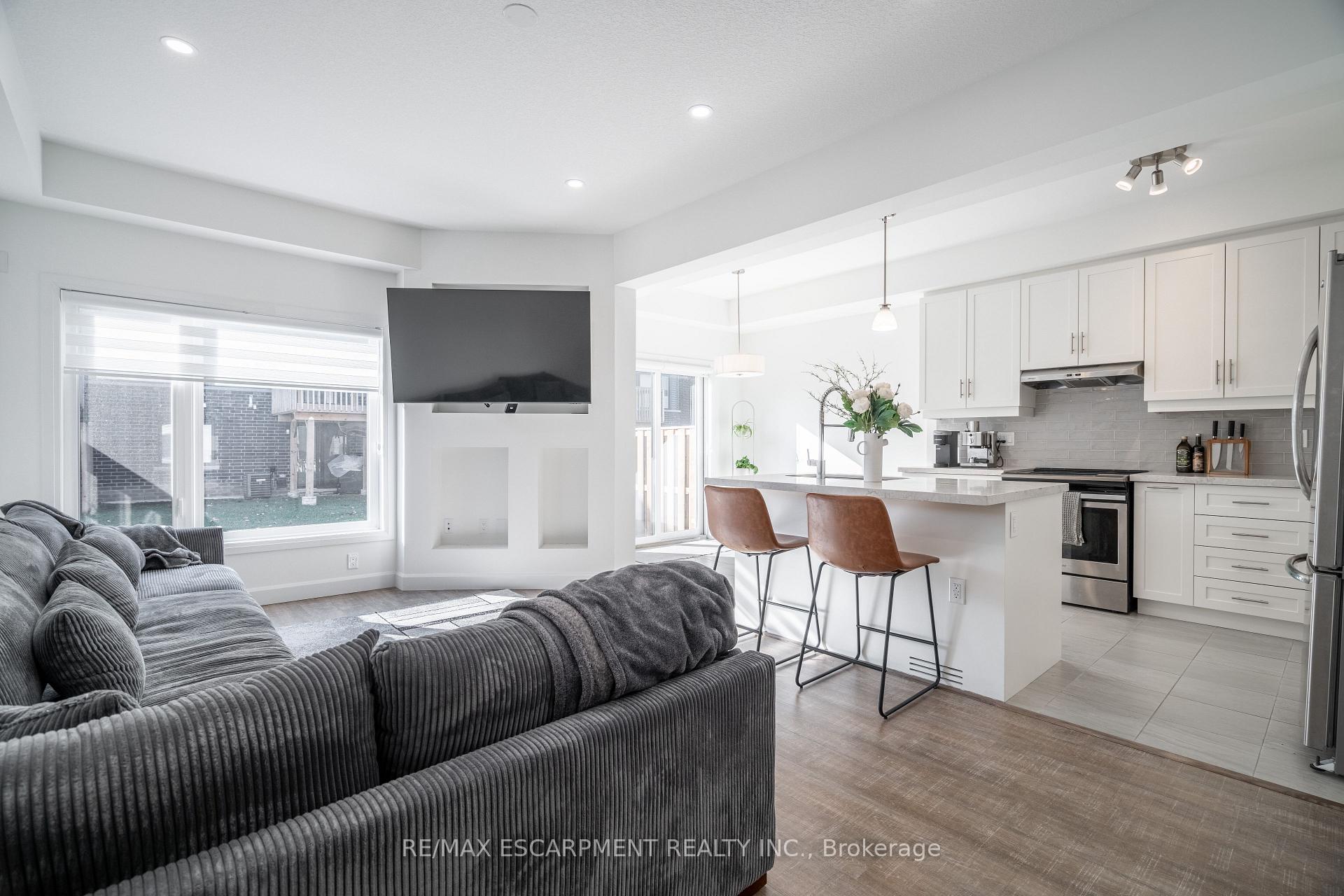 Photo 14 of 33 Southam Lane, Hamilton, Mountview — HOMEH