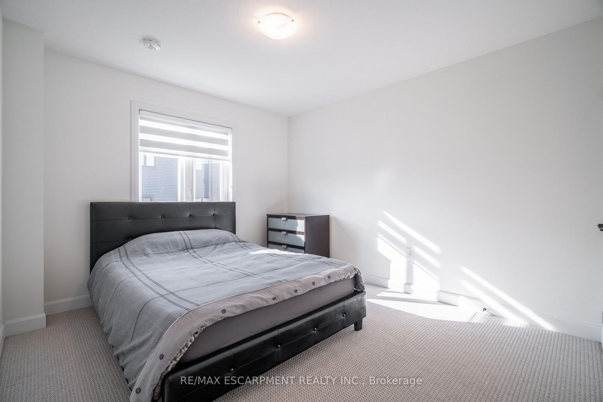 Photo 19 of 33 Southam Lane, Hamilton, Mountview — HOMEH