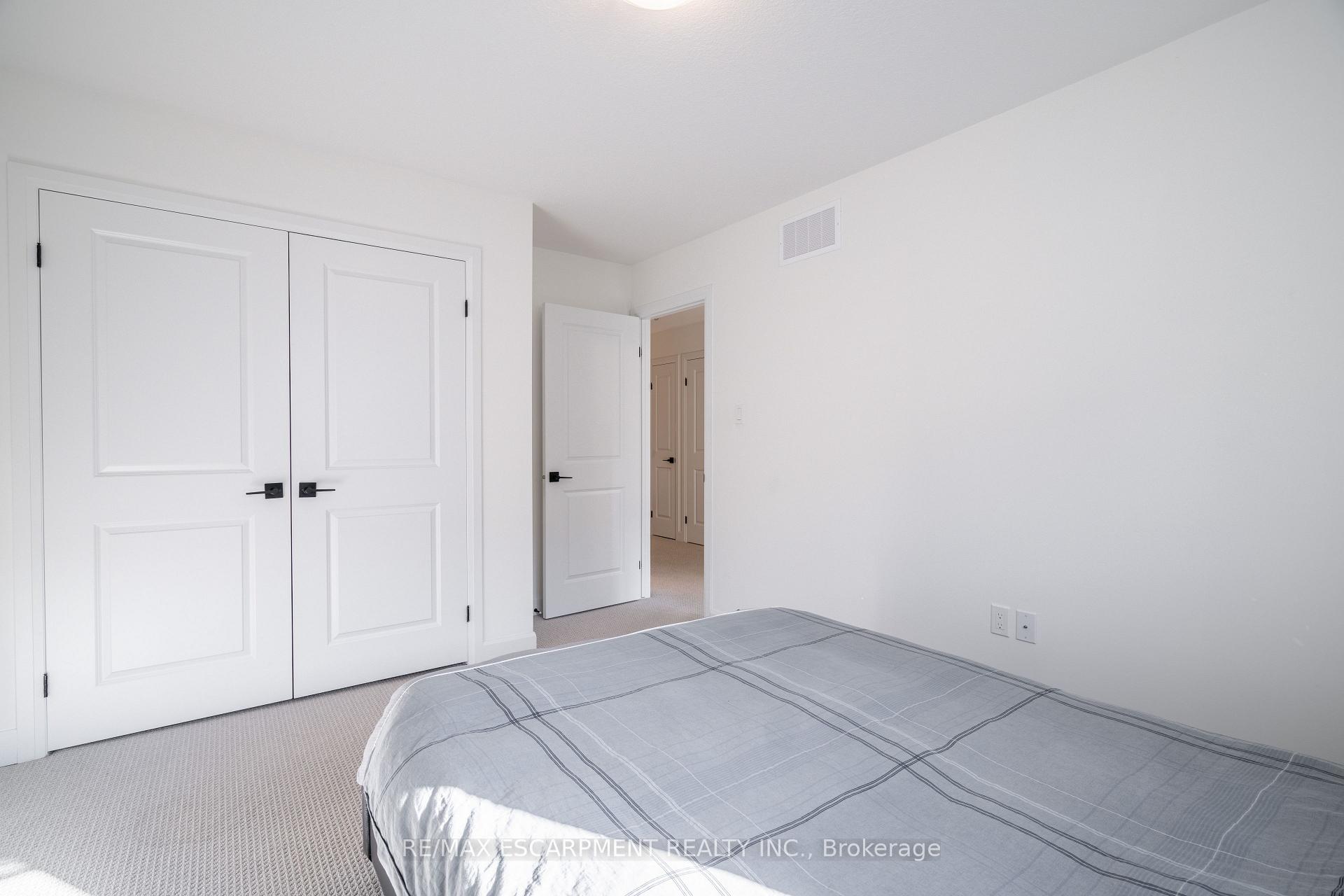 Photo 20 of 33 Southam Lane, Hamilton, Mountview — HOMEH
