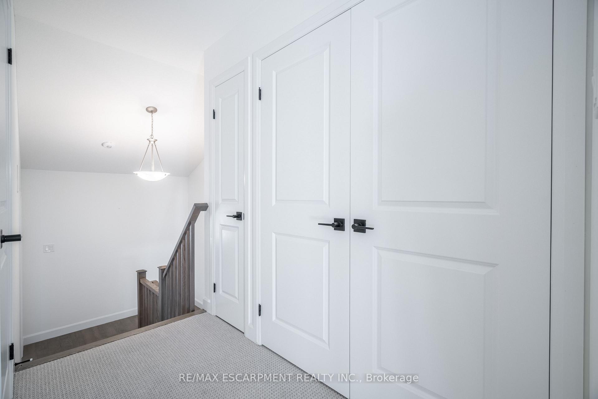 Photo 24 of 33 Southam Lane, Hamilton, Mountview — HOMEH