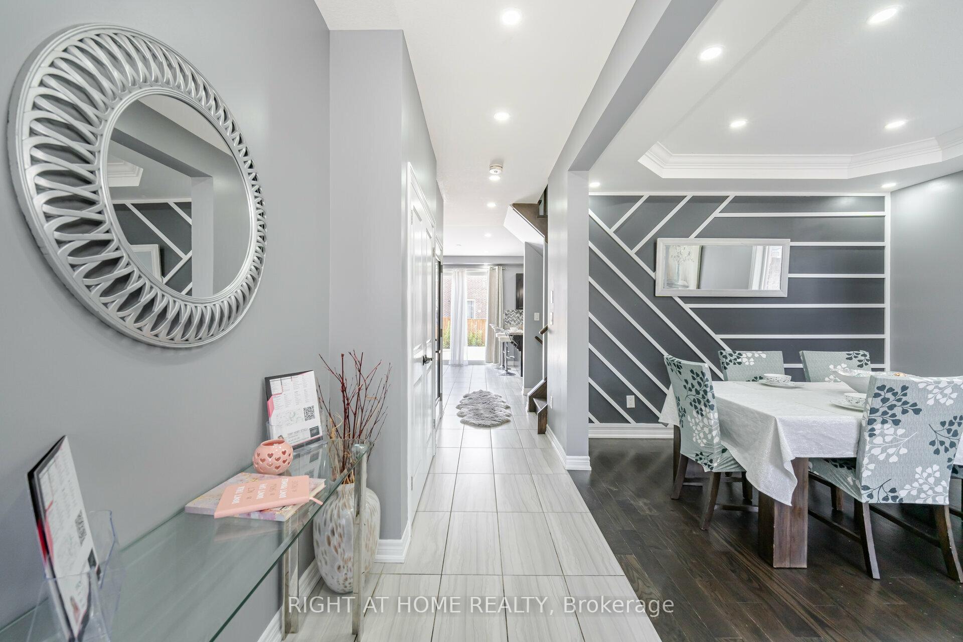Photo 45 of 23 Robertson Road, Hamilton, Ancaster — HOMEH