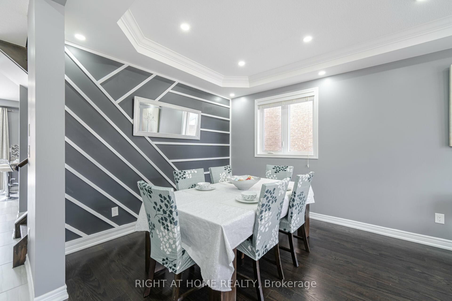 Photo 49 of 23 Robertson Road, Hamilton, Ancaster — HOMEH