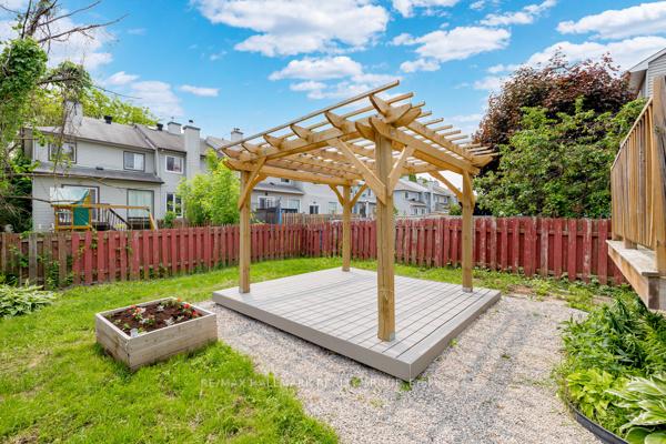 Photo 28 of 131 Tartan Drive, Ottawa, Barrhaven - Heritage Park — HOMEH