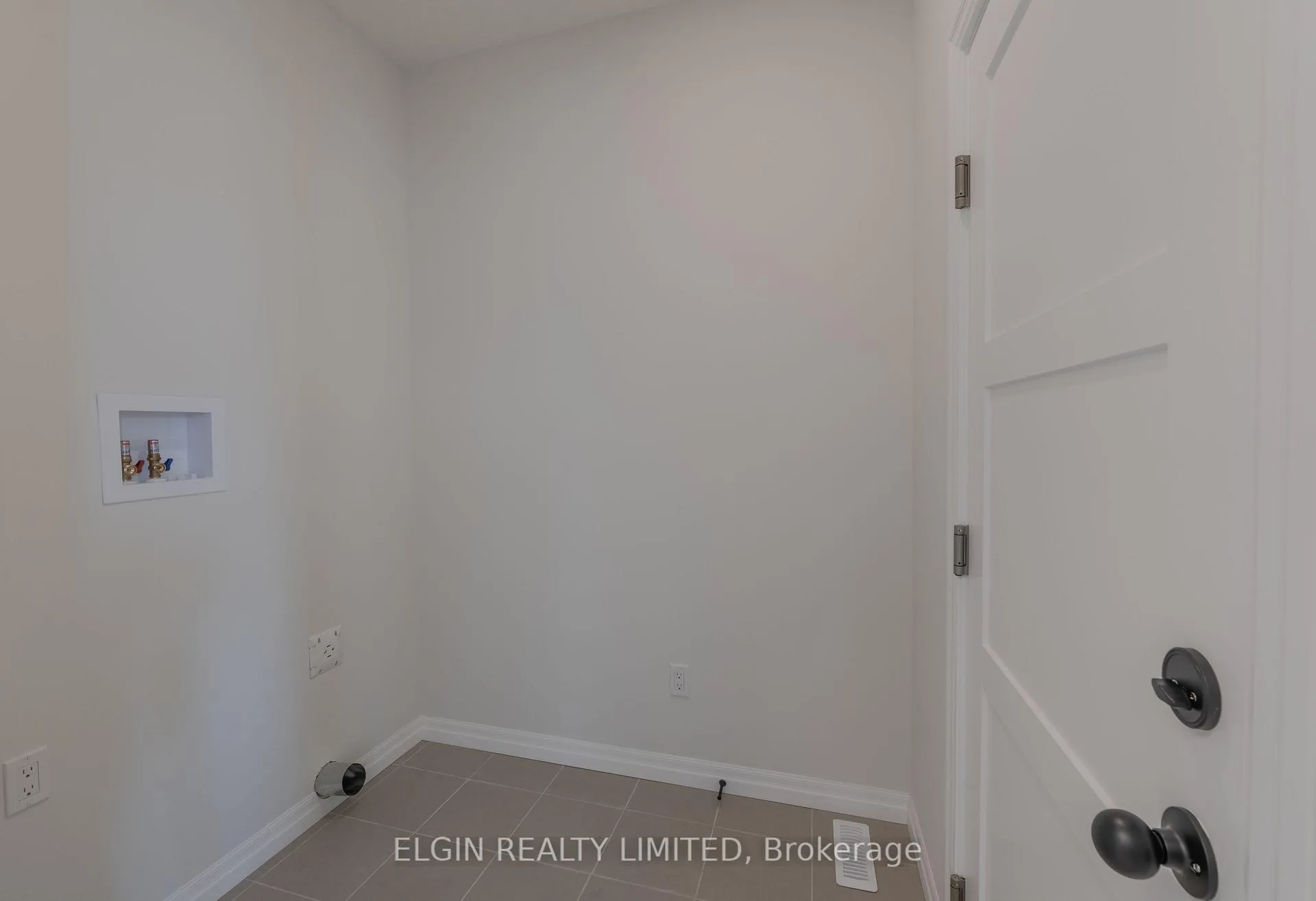 Photo 3 of 42197 McBain Line, Central Elgin, Rural Central Elgin — HOMEH