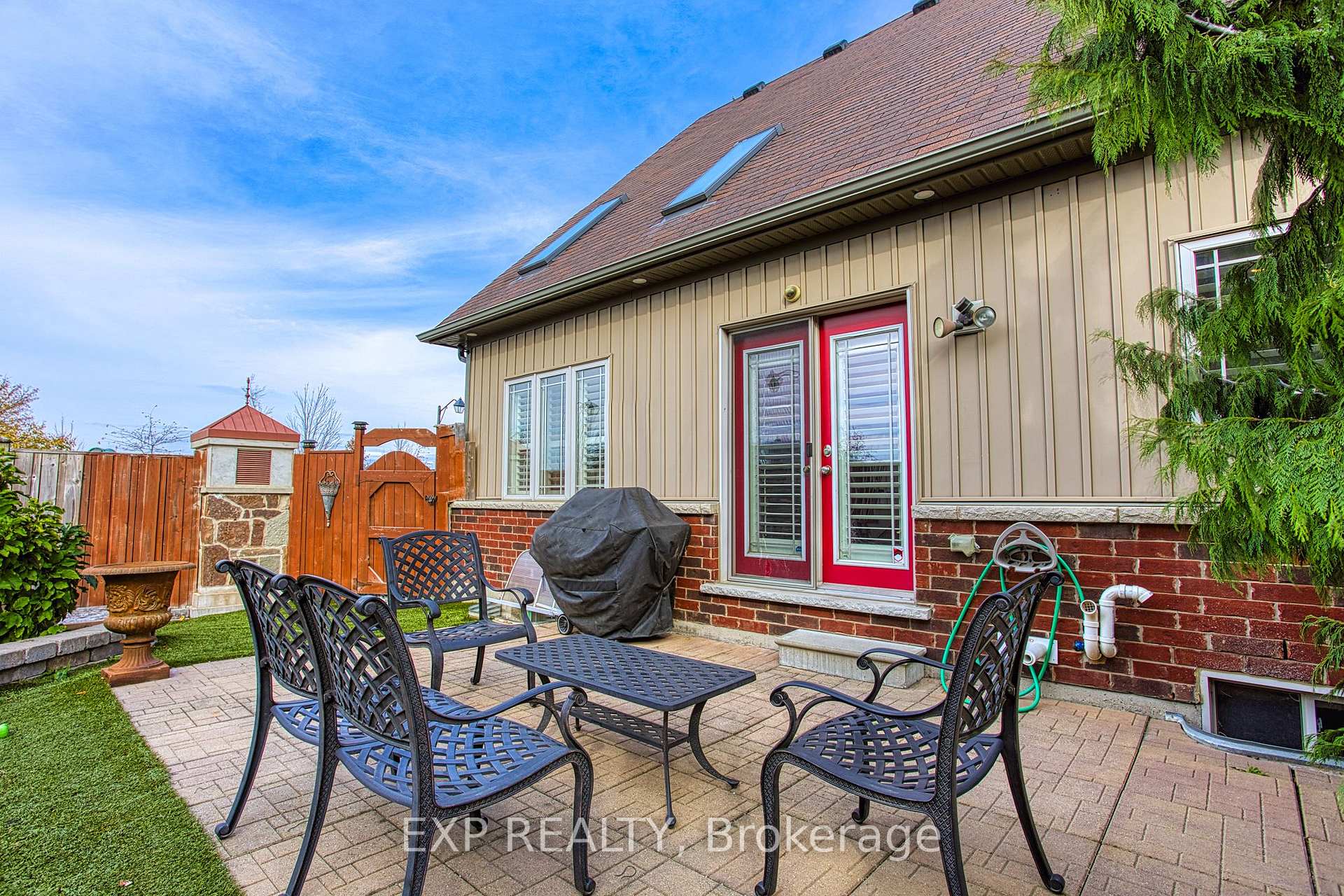 Photo 38 of 4 Valiant Circle, Hamilton, Binbrook — HOMEH