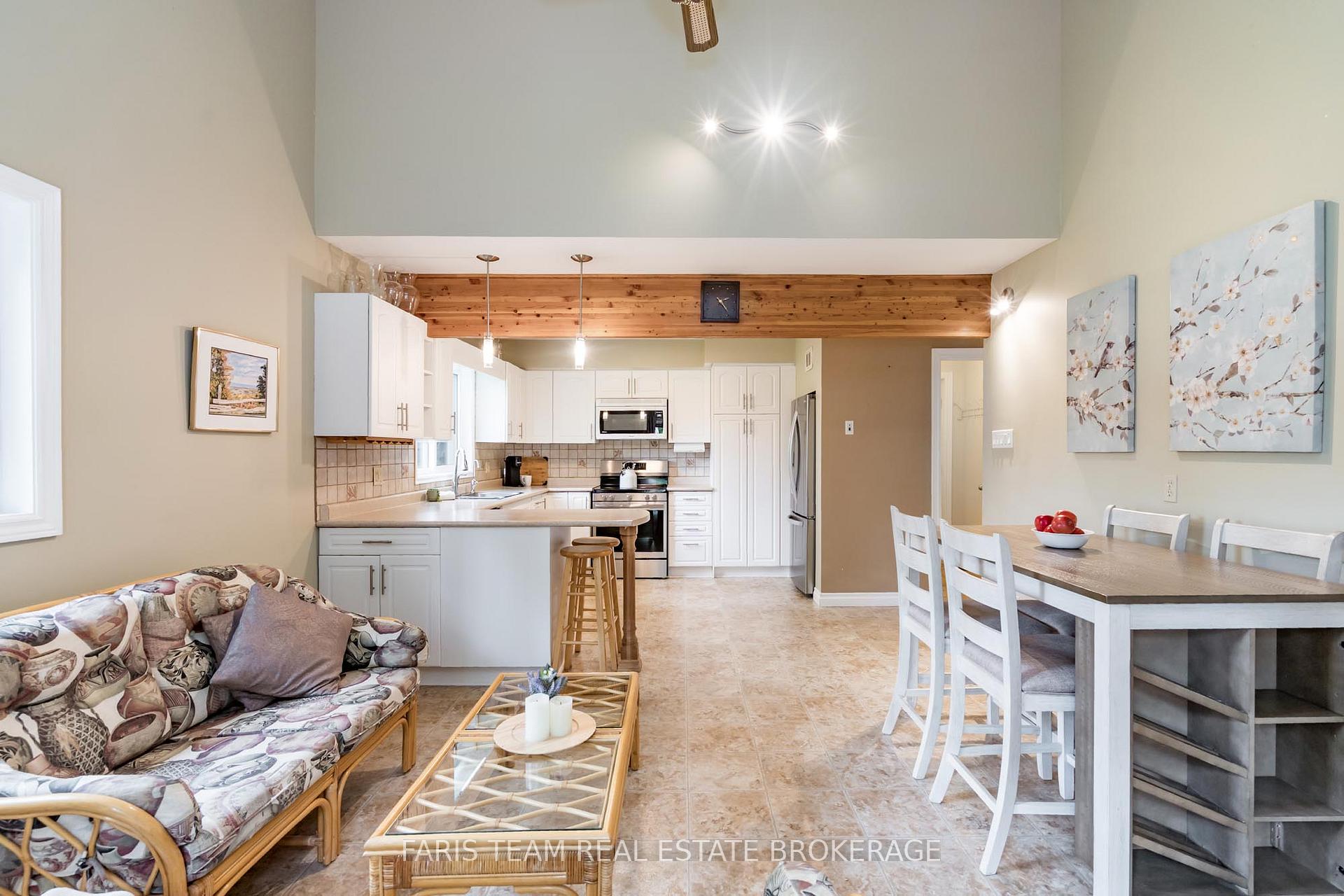 Photo 10 of 360 Cox Mill Road, Barrie, South Shore — HOMEH