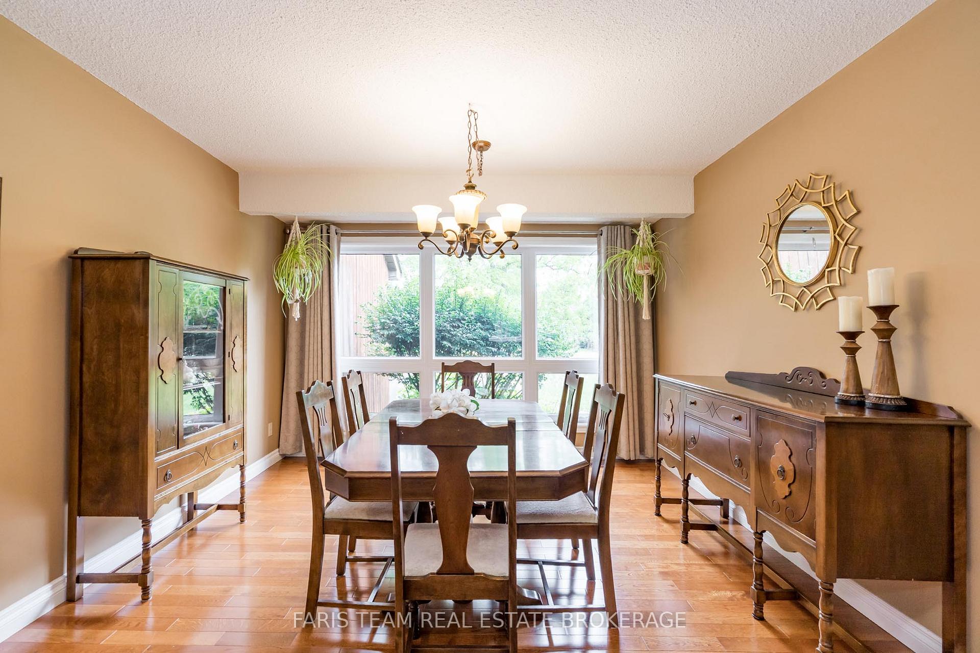 Photo 12 of 360 Cox Mill Road, Barrie, South Shore — HOMEH