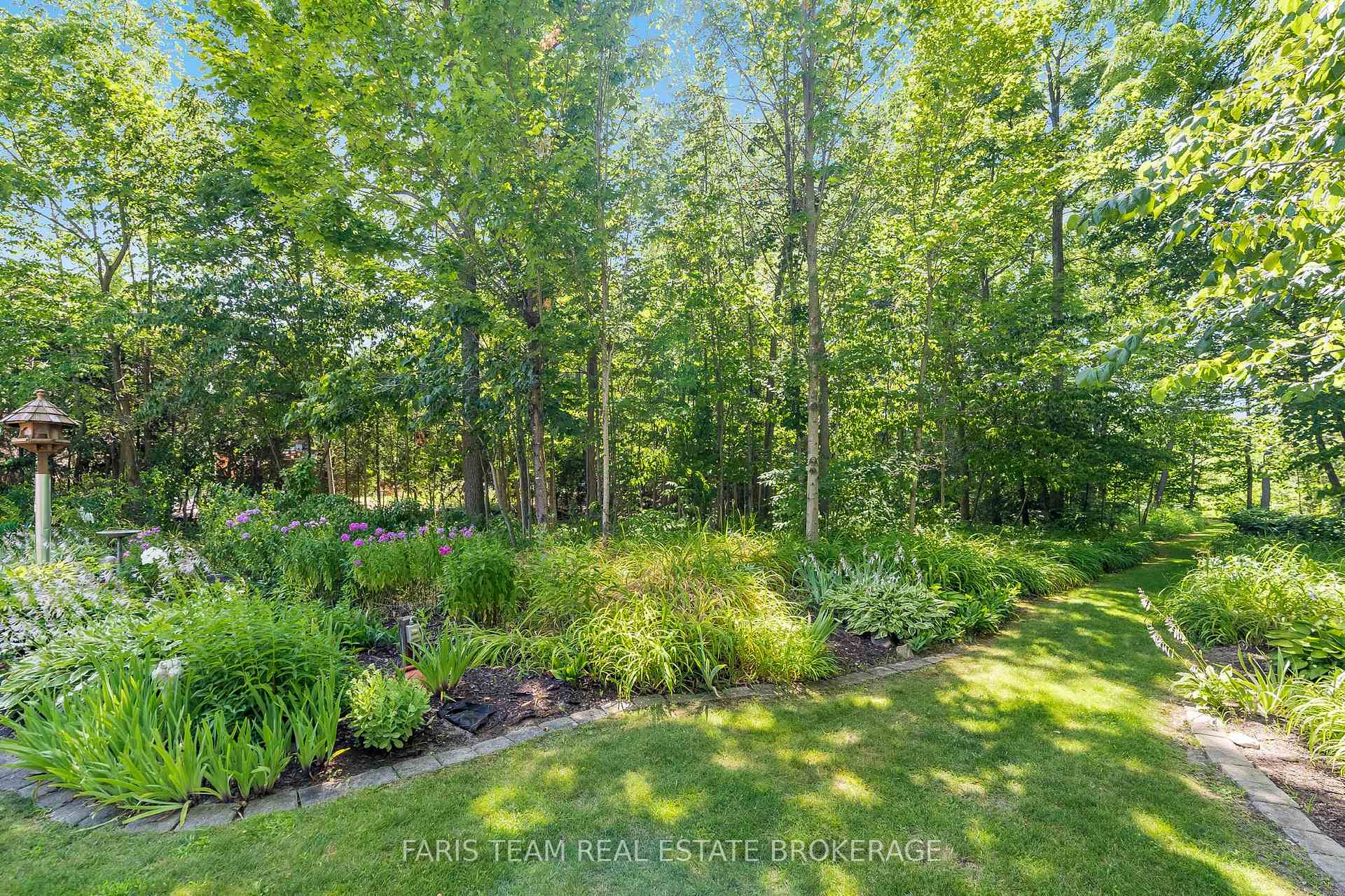 Photo 36 of 360 Cox Mill Road, Barrie, South Shore — HOMEH
