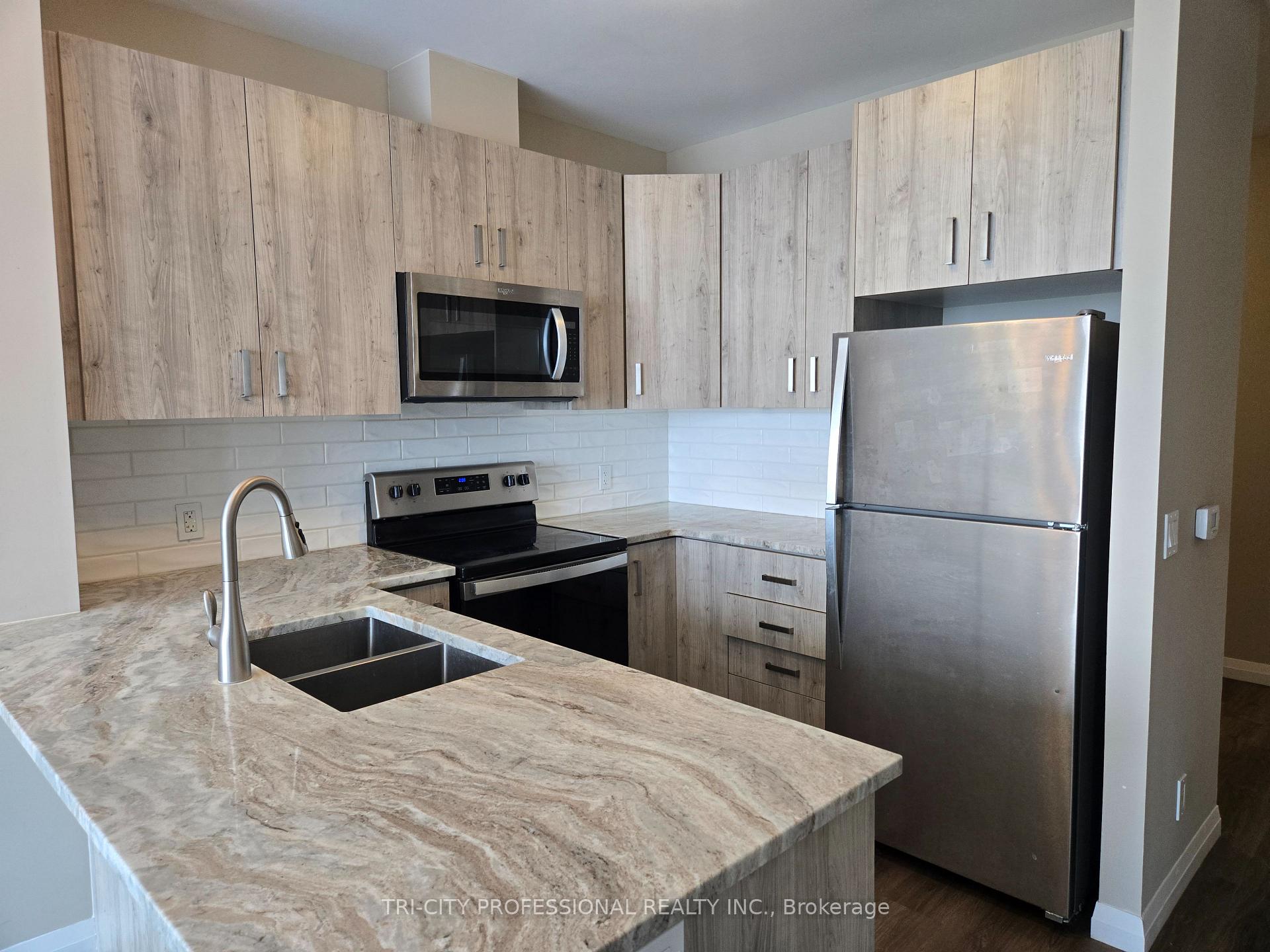 Photo 7 of Unit 1710, 104 Garment Street, Kitchener, City Commercial Core — HOMEH