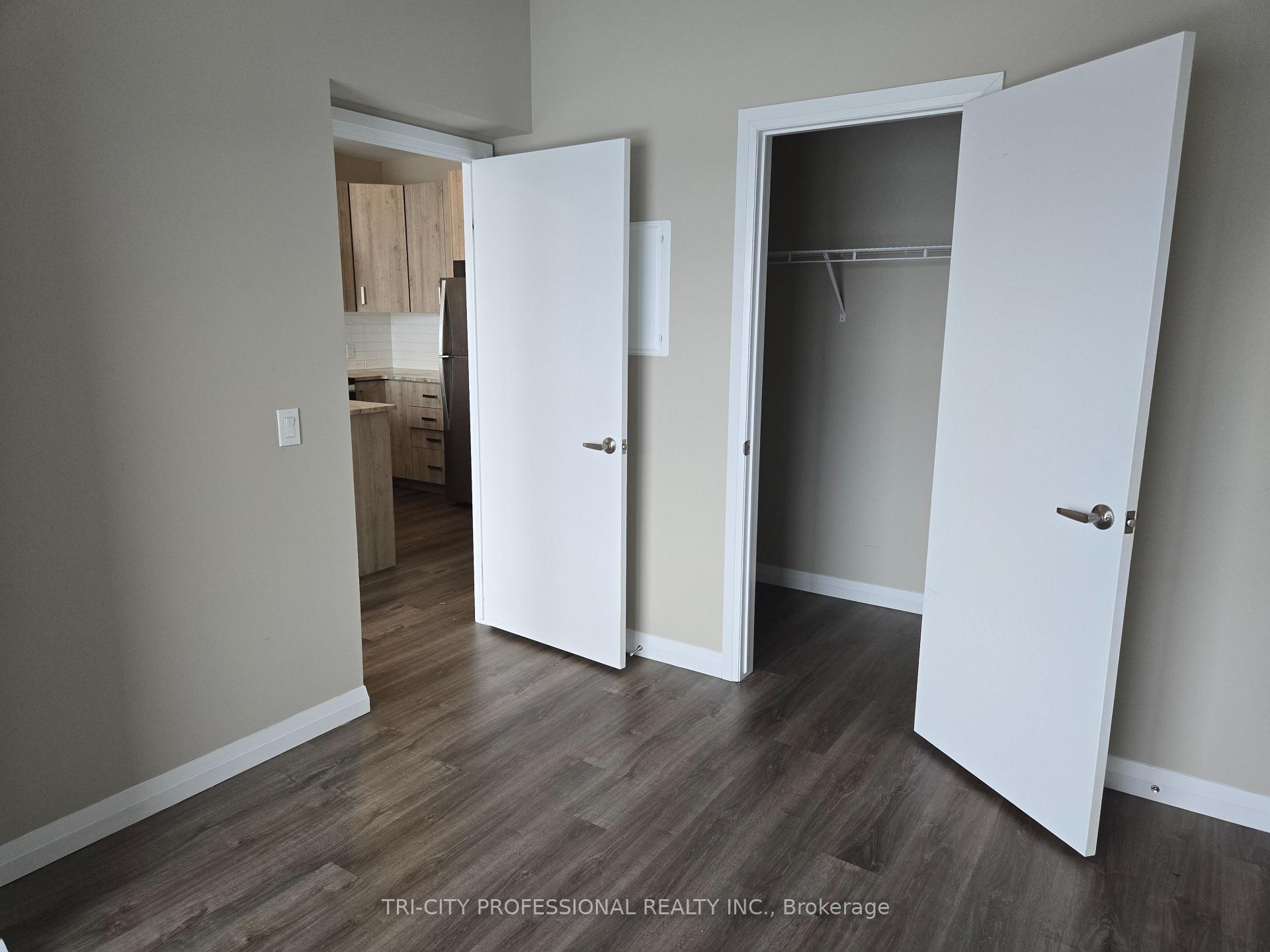 Photo 8 of Unit 1710, 104 Garment Street, Kitchener, City Commercial Core — HOMEH