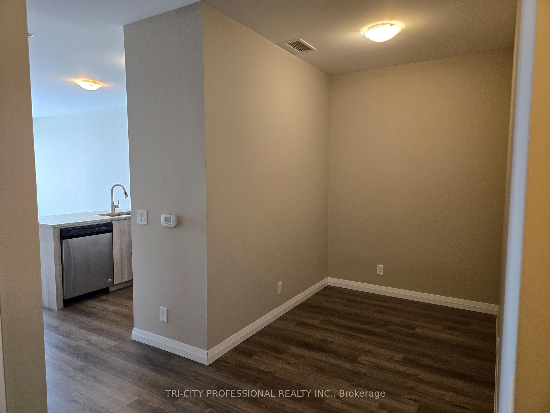 Photo 13 of Unit 1710, 104 Garment Street, Kitchener, City Commercial Core — HOMEH