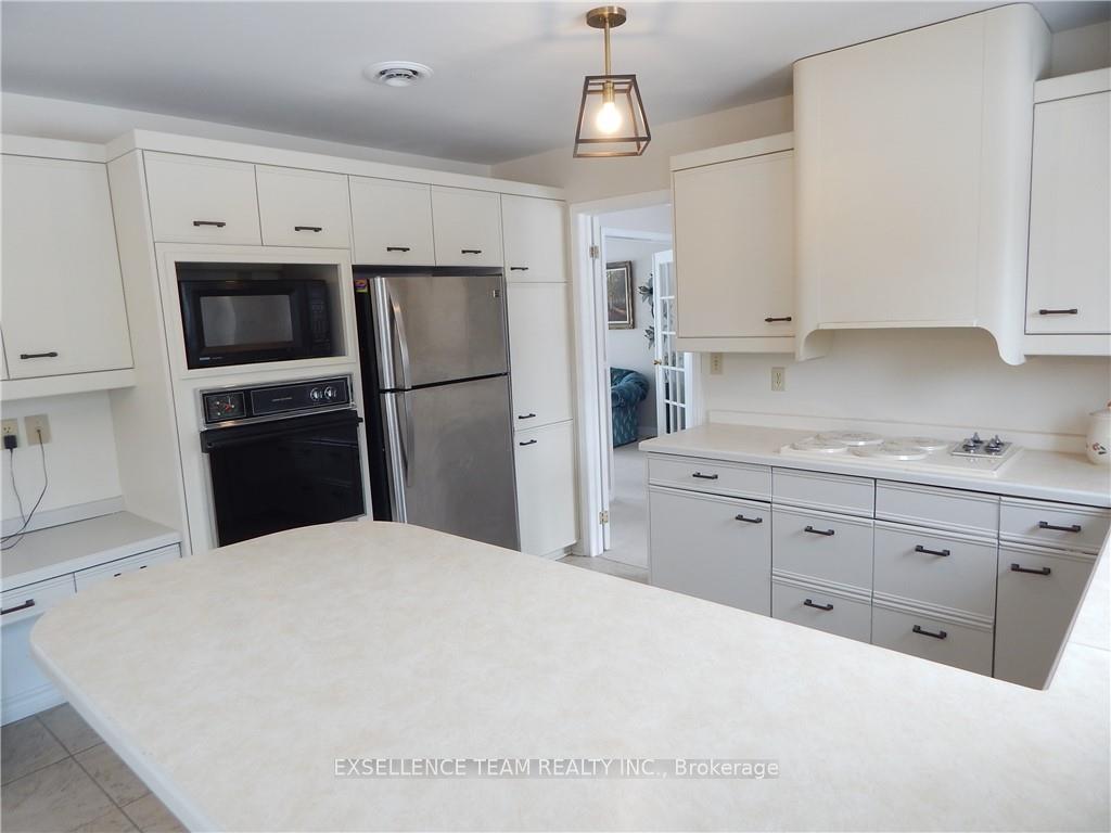 Photo 5 of 1701 Blakely Drive, Cornwall — HOMEH