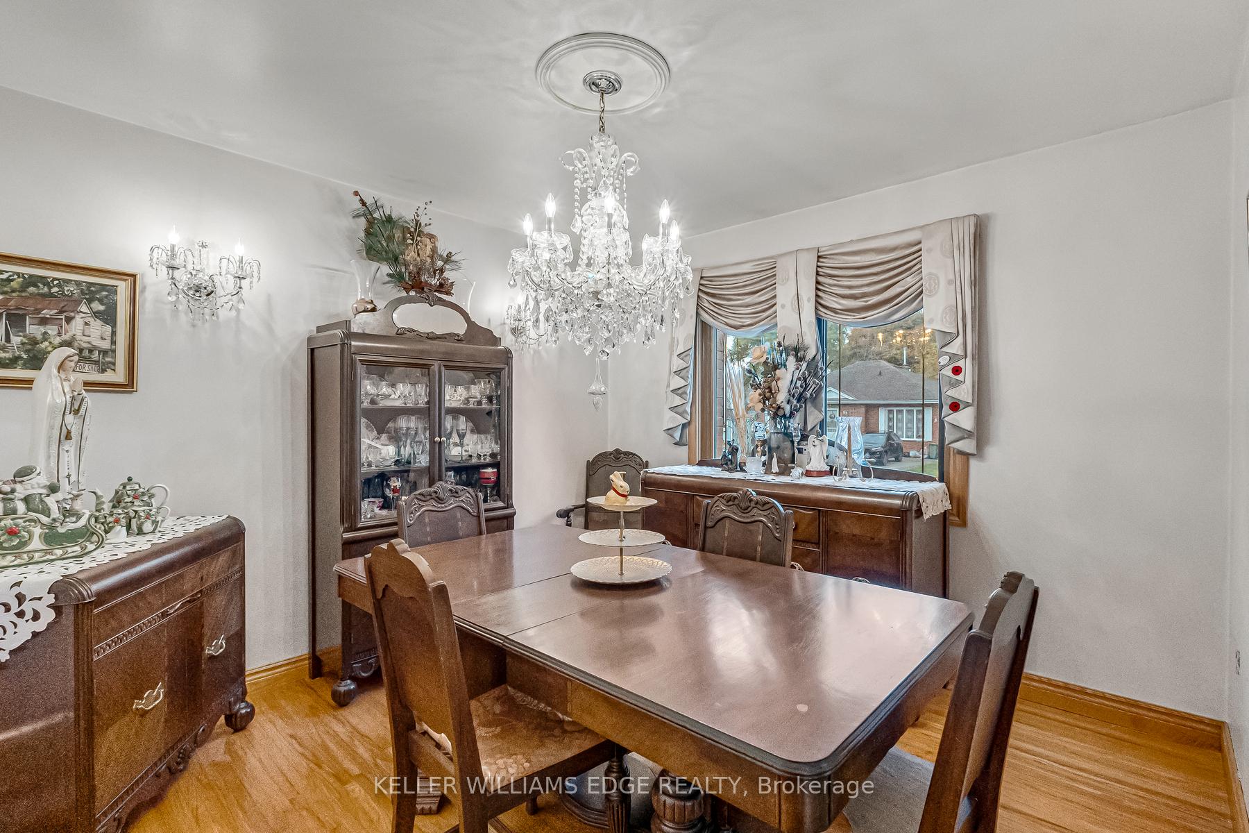Photo 9 of 58 Duncombe Drive, Hamilton, Hill Park — HOMEH
