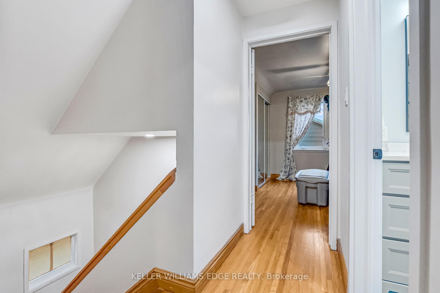 Photo 16 of 58 Duncombe Drive, Hamilton, Hill Park — HOMEH