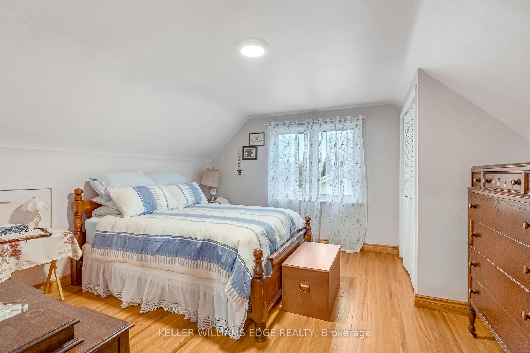 Photo 21 of 58 Duncombe Drive, Hamilton, Hill Park — HOMEH