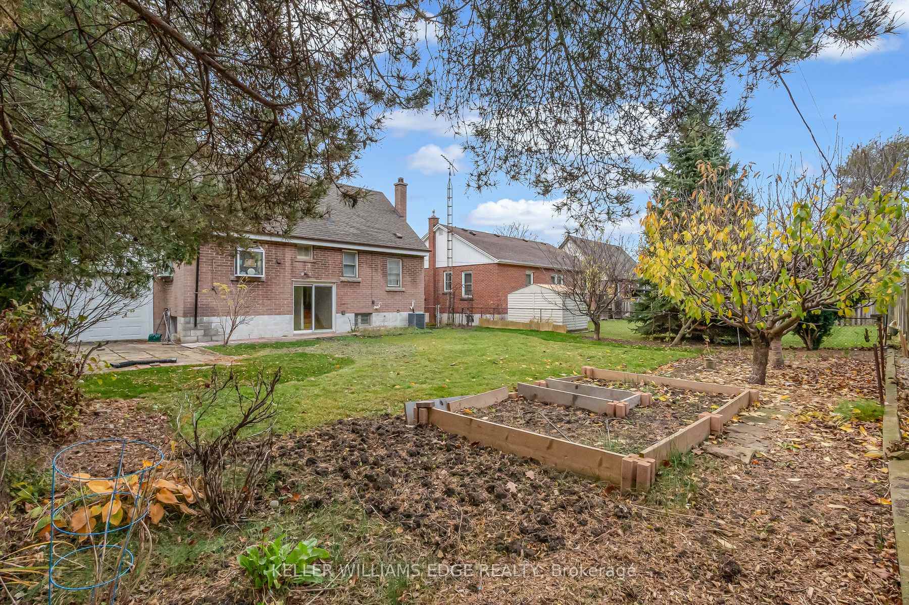 Photo 32 of 58 Duncombe Drive, Hamilton, Hill Park — HOMEH
