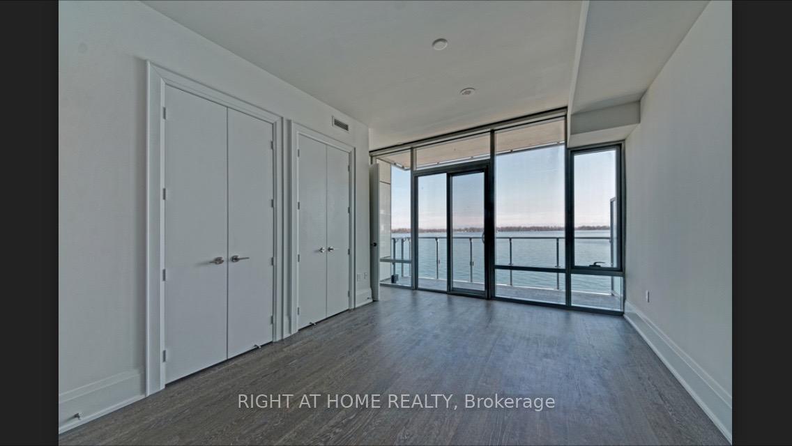 Photo 5 of Unit 514, 39 Queens Quay E, Toronto, Waterfront Communities — HOMEH