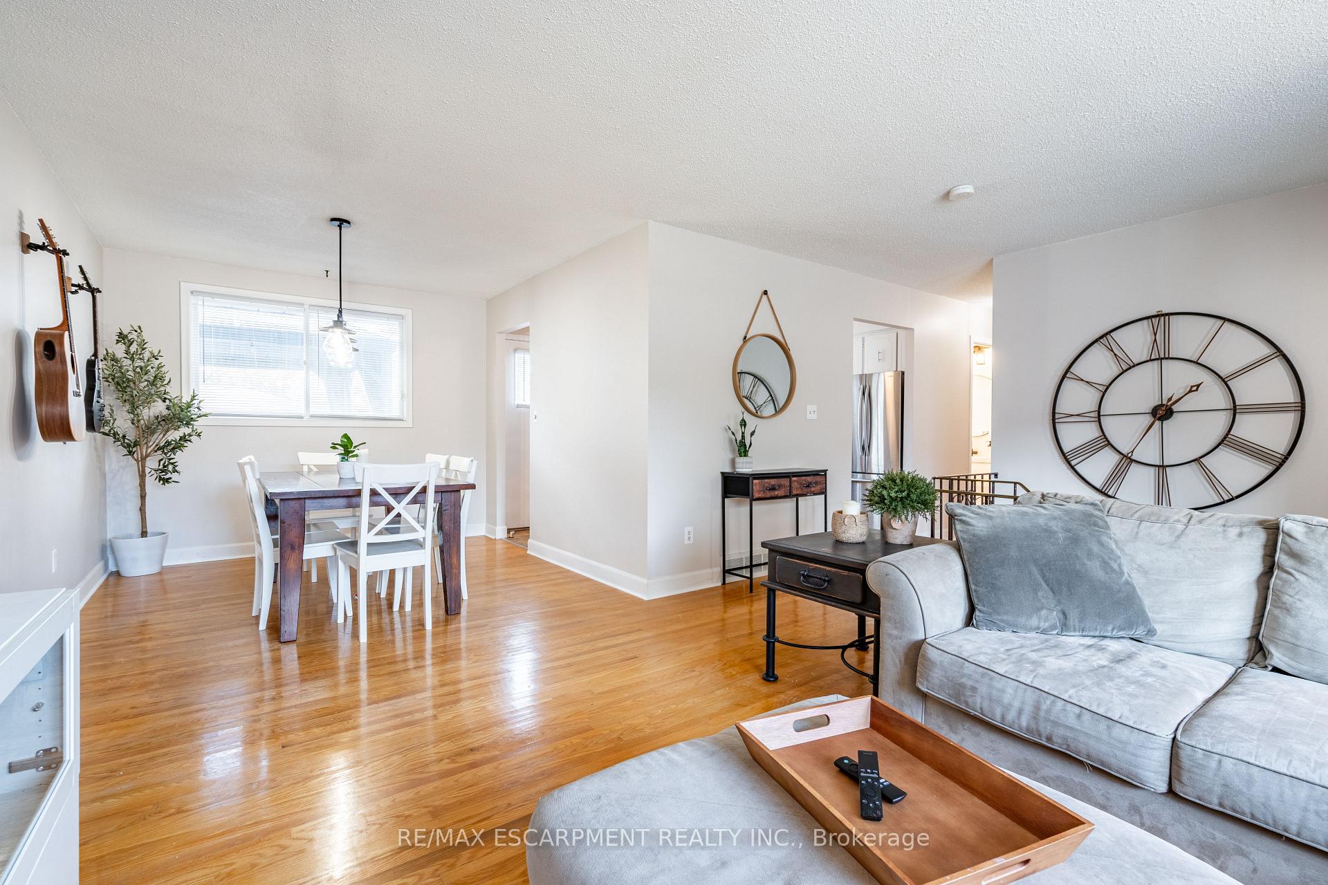 Photo 9 of 205 Hanover Place, Hamilton, Vincent — HOMEH