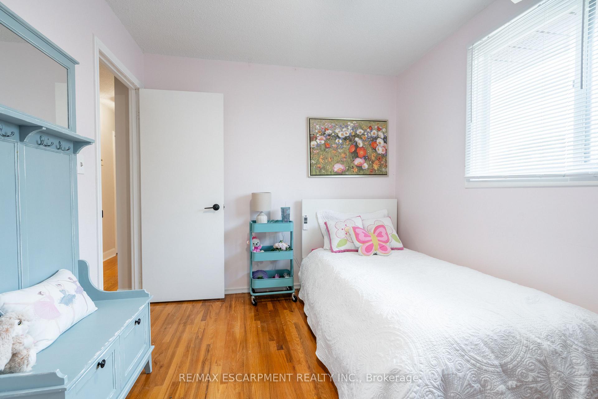 Photo 16 of 205 Hanover Place, Hamilton, Vincent — HOMEH
