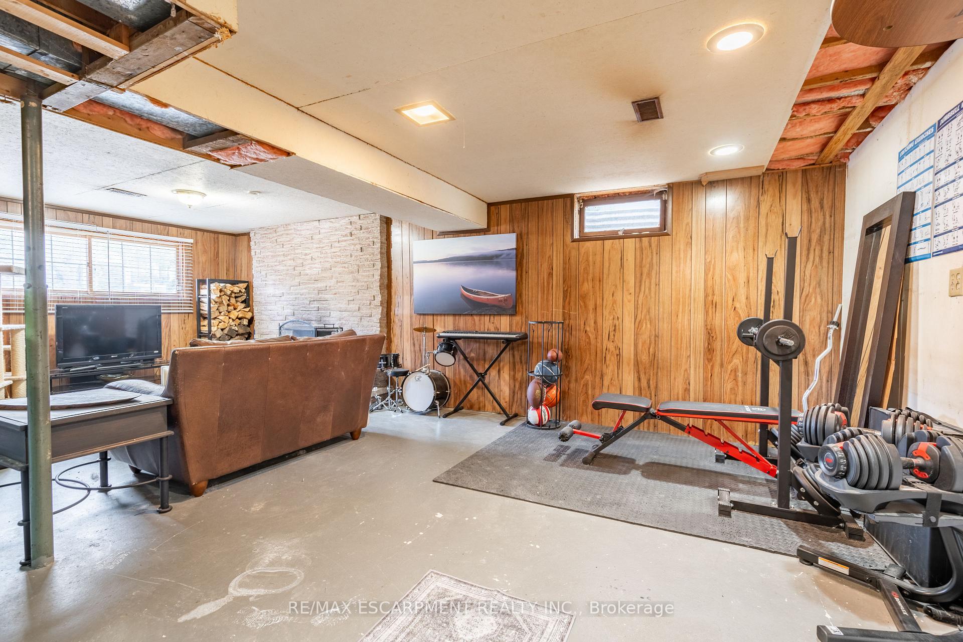 Photo 21 of 205 Hanover Place, Hamilton, Vincent — HOMEH