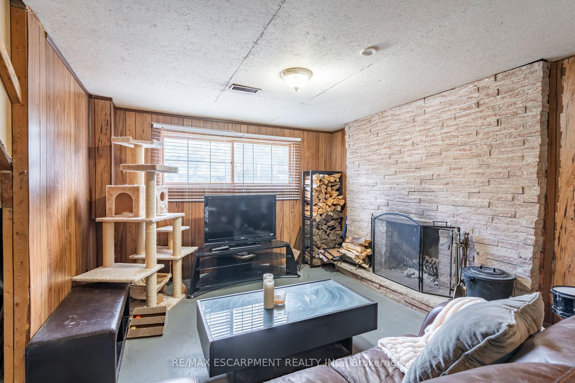 Photo 22 of 205 Hanover Place, Hamilton, Vincent — HOMEH