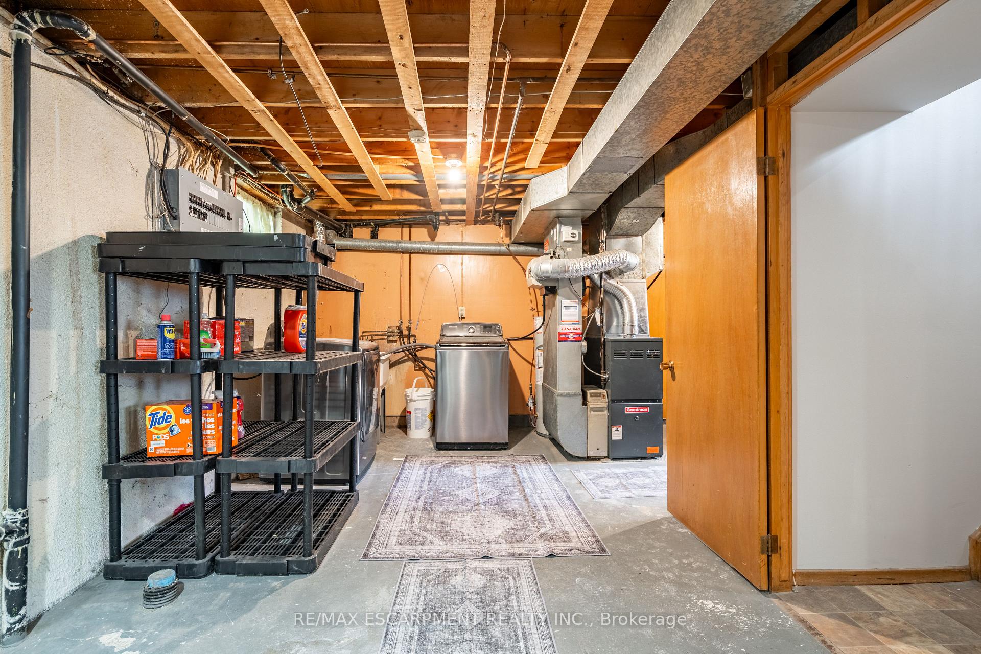 Photo 24 of 205 Hanover Place, Hamilton, Vincent — HOMEH