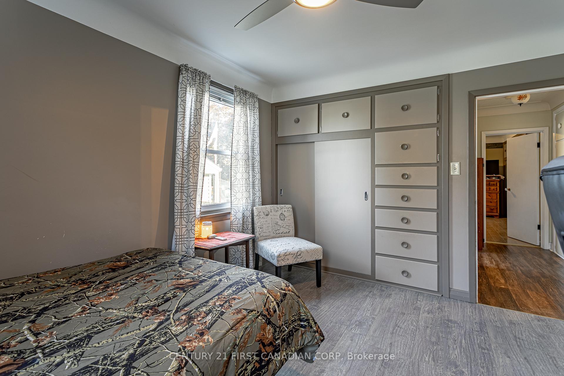 Photo 14 of 11 Fairview Avenue, St. Thomas — HOMEH