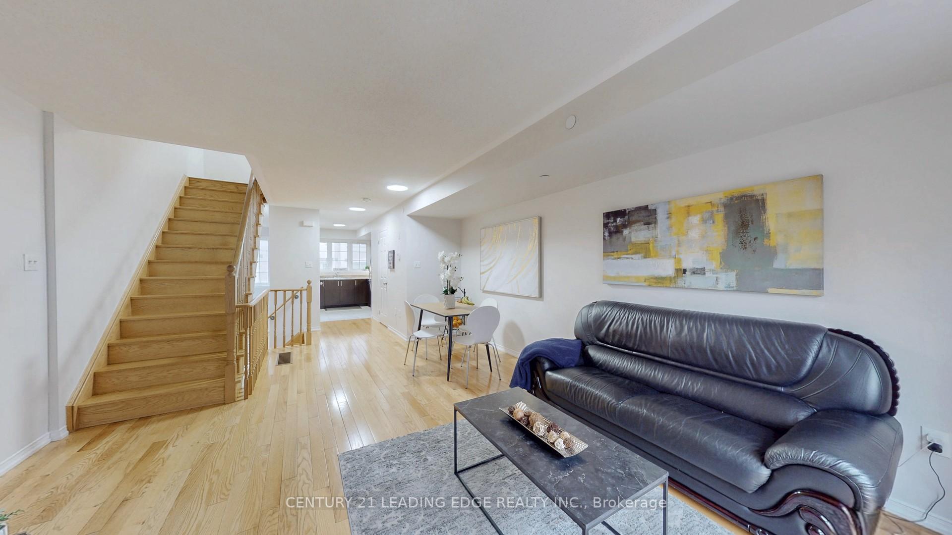 Photo 5 of Unit 257, 33 Foal Path, Oshawa, Windfields — HOMEH