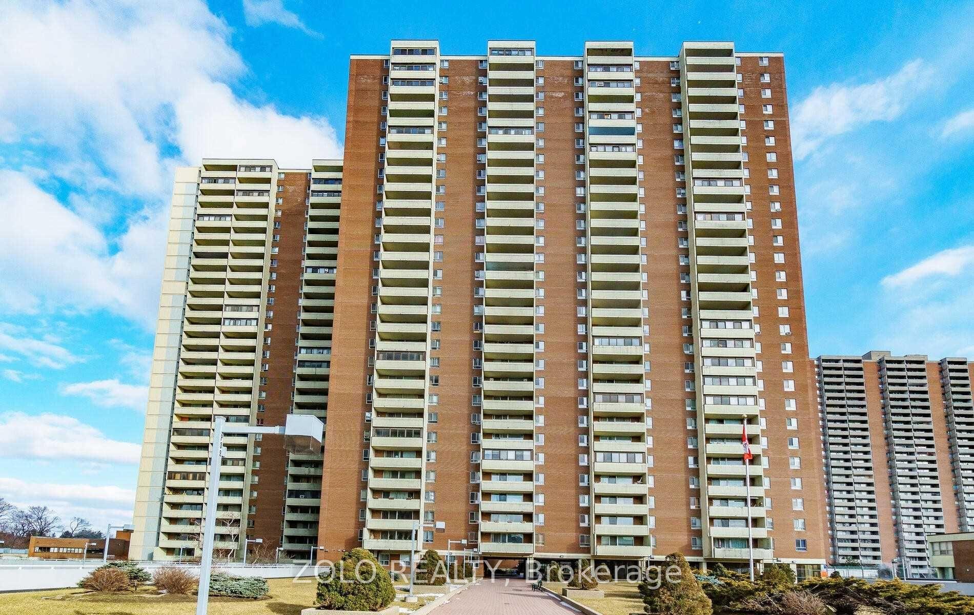 Photo 5 of Unit 1801, 5 Massey Square, Toronto, Crescent Town — HOMEH