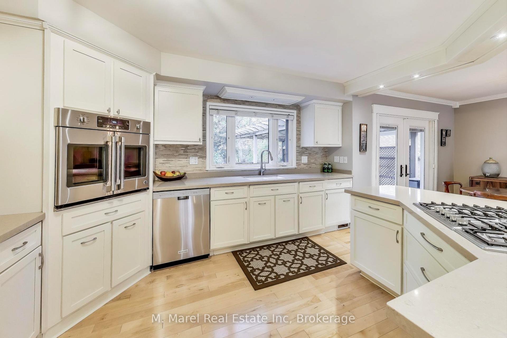 Photo 12 of 600 Grays Road, Hamilton, Confederation Park — HOMEH