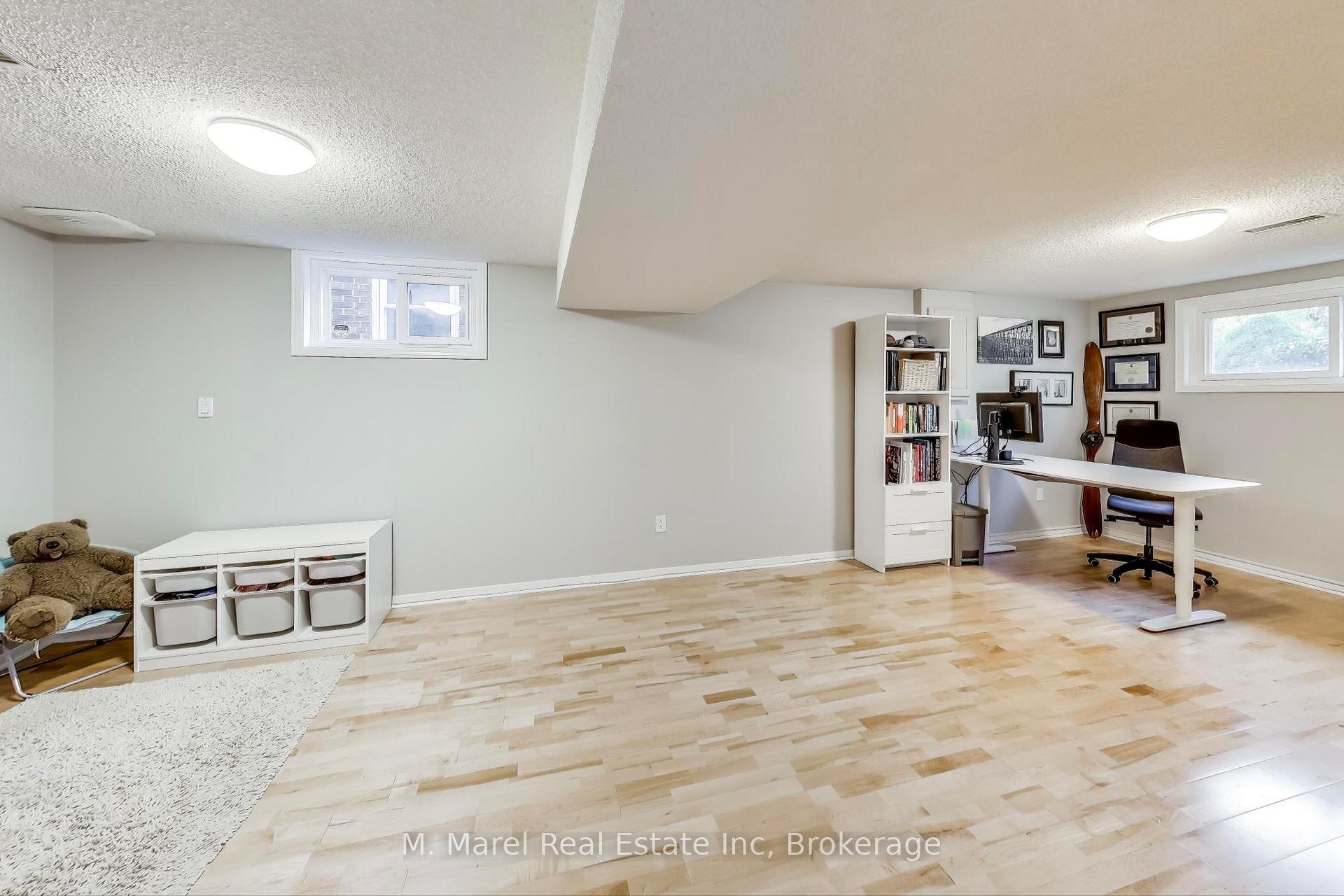 Photo 21 of 600 Grays Road, Hamilton, Confederation Park — HOMEH
