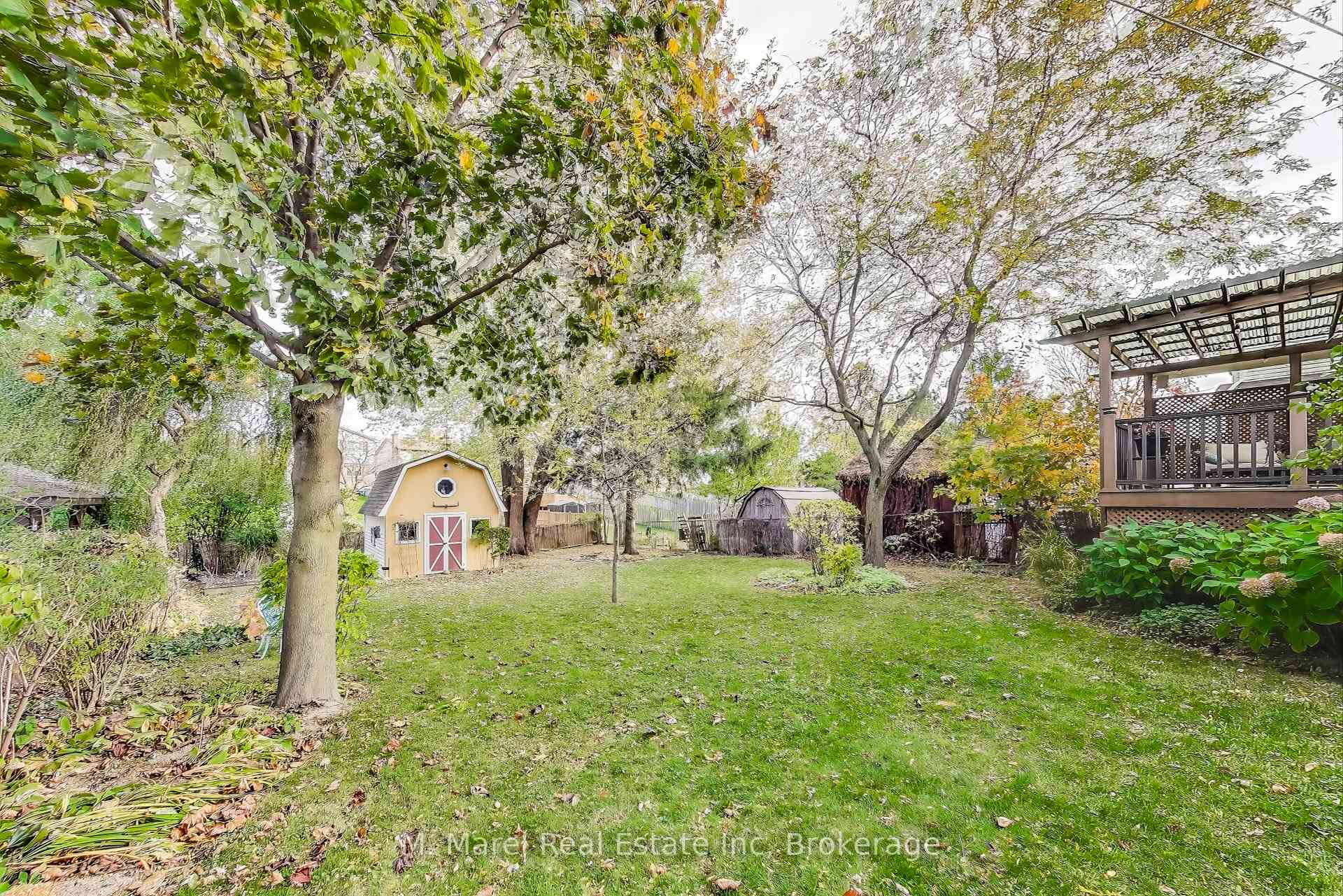 Photo 29 of 600 Grays Road, Hamilton, Confederation Park — HOMEH