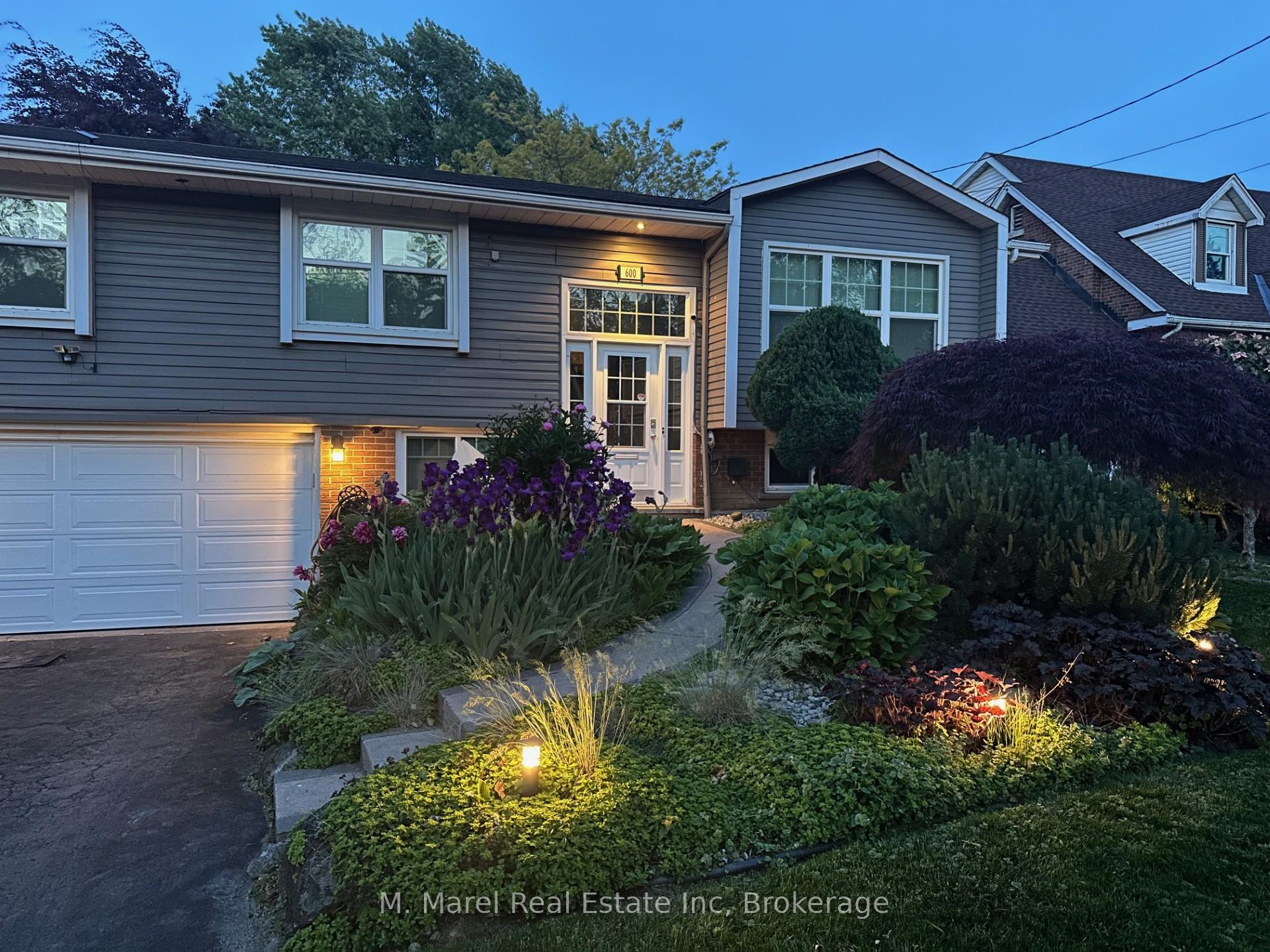 Photo 38 of 600 Grays Road, Hamilton, Confederation Park — HOMEH