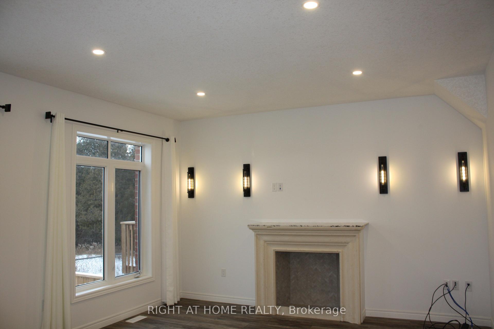 Photo 9 of Unit 13, 22 Marshall Drive, Guelph, Grange Road — HOMEH