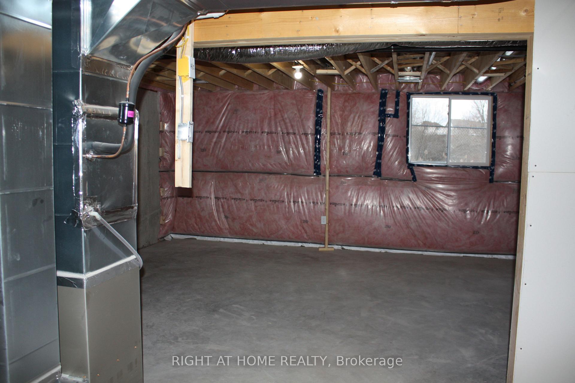 Photo 28 of Unit 13, 22 Marshall Drive, Guelph, Grange Road — HOMEH