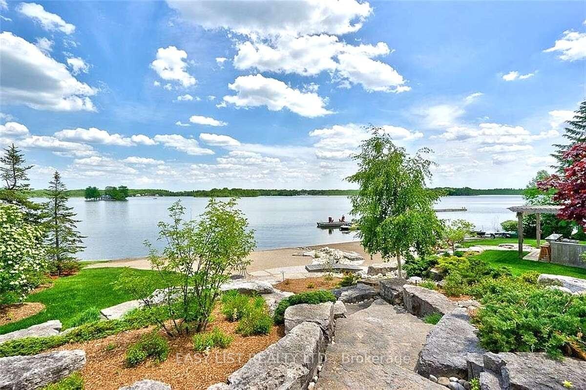Photo 5 of 34 Sandy Shore Boulevard, Puslinch, Puslinch Lake Settlement Areas — HOMEH