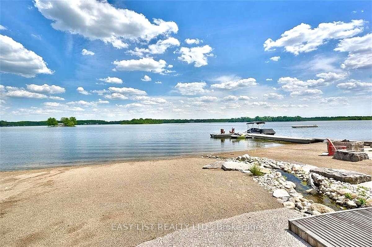 Photo 8 of 34 Sandy Shore Boulevard, Puslinch, Puslinch Lake Settlement Areas — HOMEH