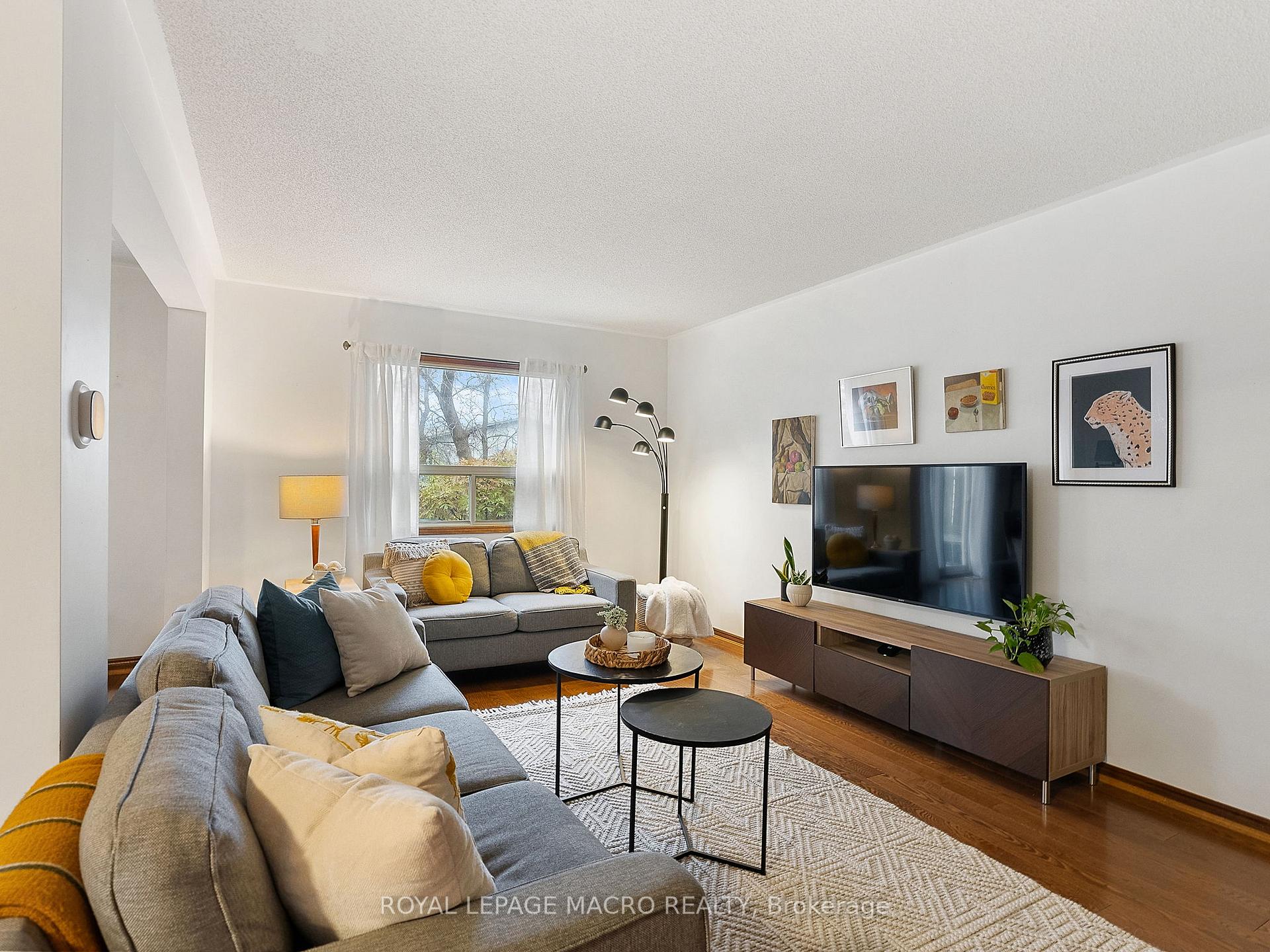 Photo 8 of 219 Bay Street N, Hamilton, Central — HOMEH