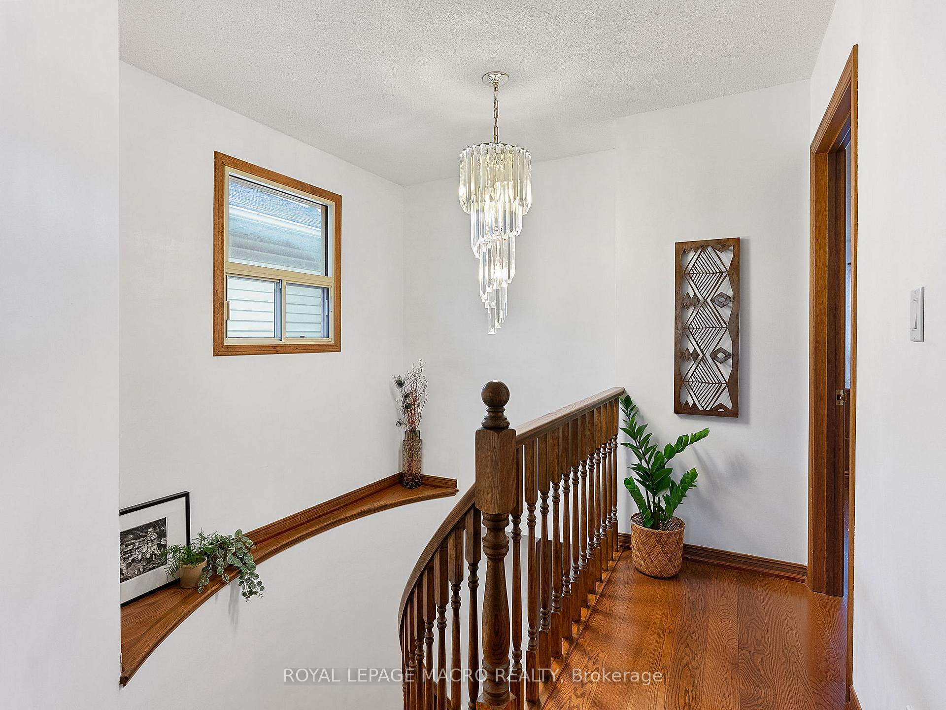 Photo 18 of 219 Bay Street N, Hamilton, Central — HOMEH