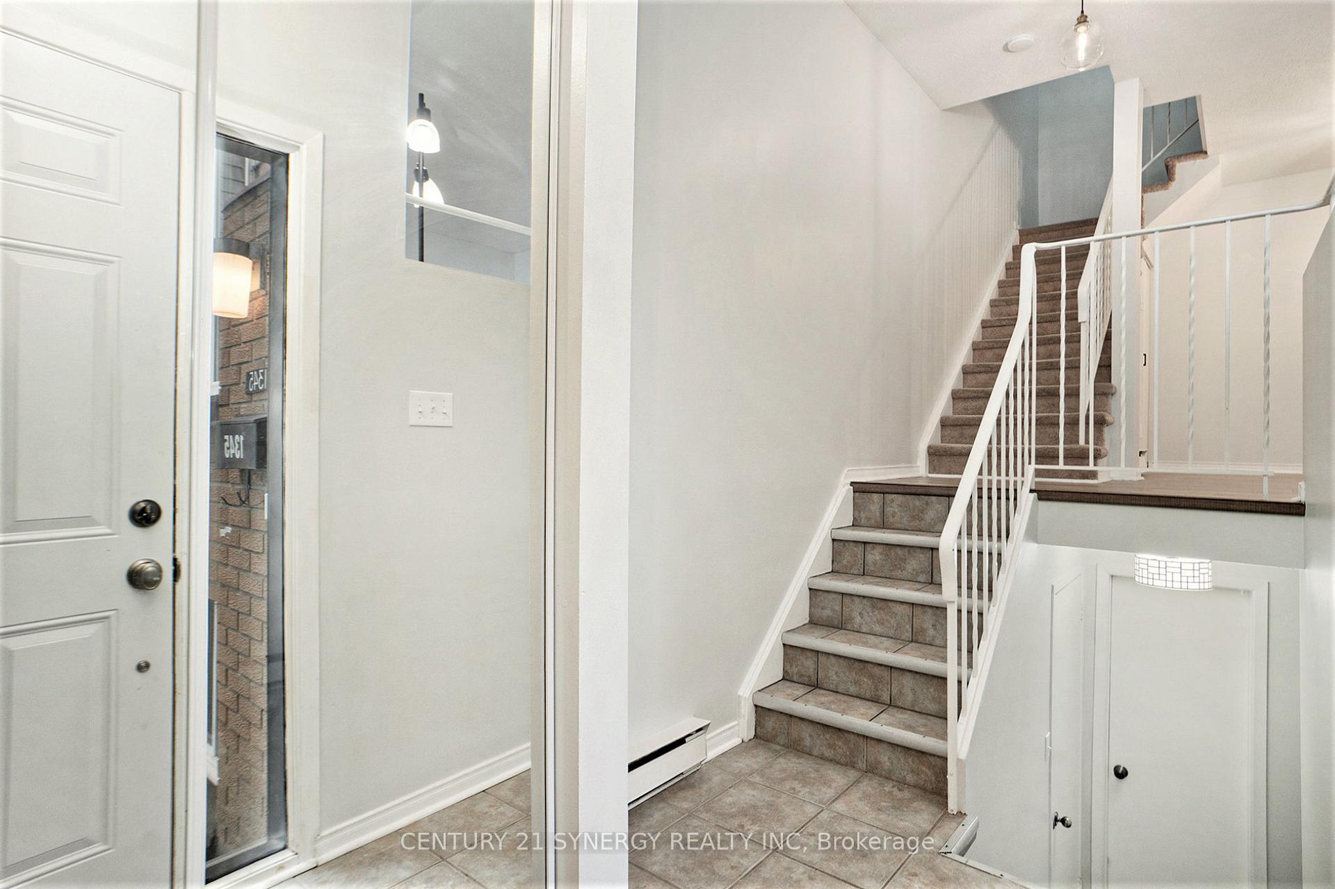 Photo 4 of Unit 65, 1345 Birchmount Drive, Ottawa, Pineview — HOMEH