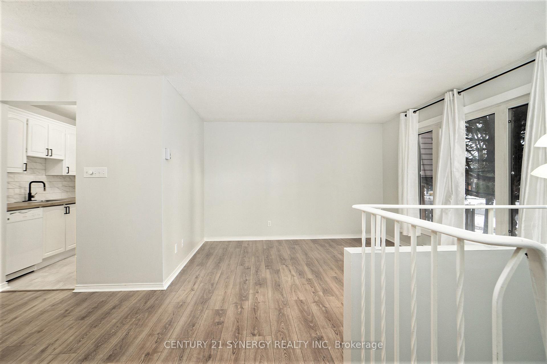 Photo 6 of Unit 65, 1345 Birchmount Drive, Ottawa, Pineview — HOMEH