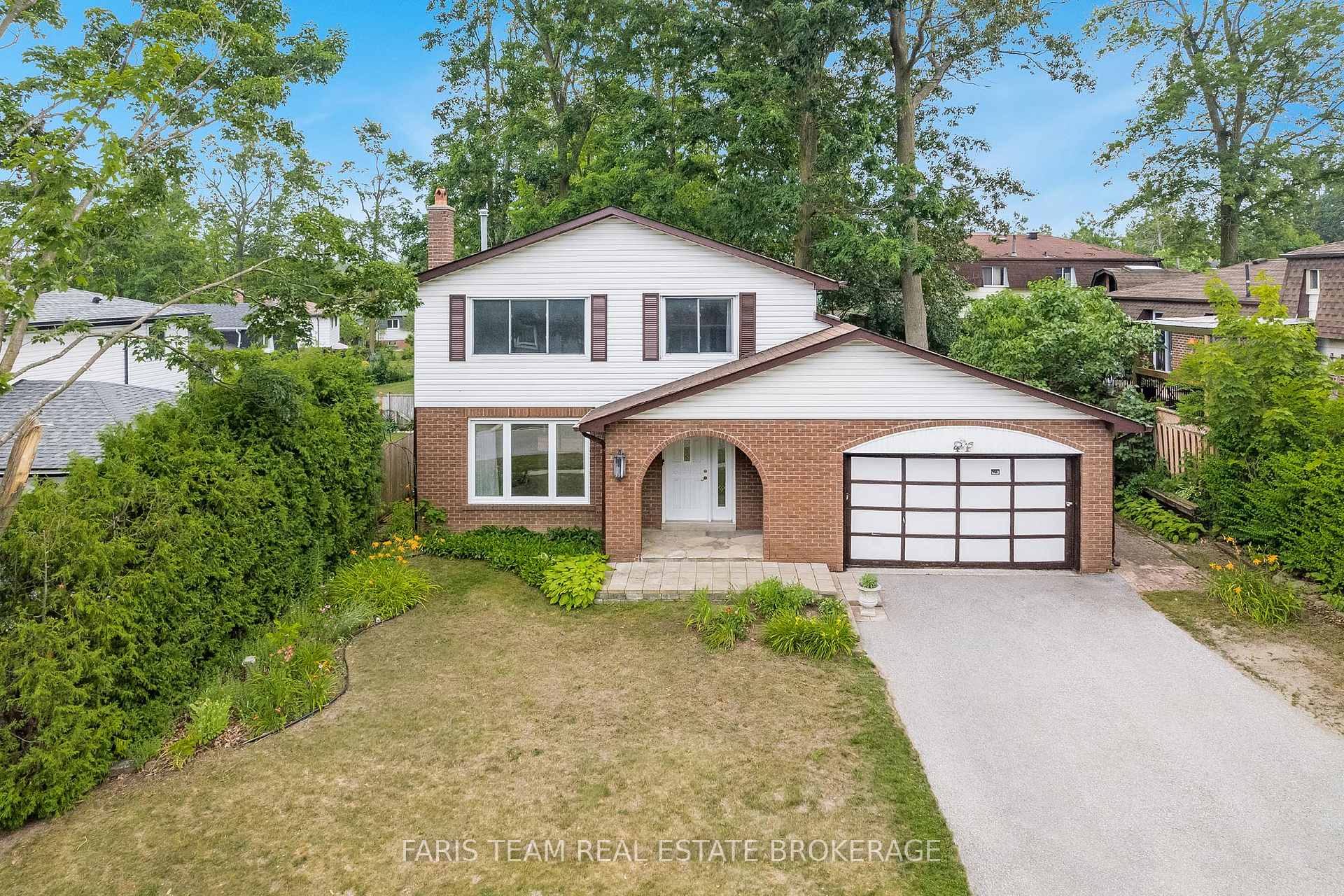 Photo 1 of 41 Farmingdale Crescent, Barrie, Cundles East — HOMEH