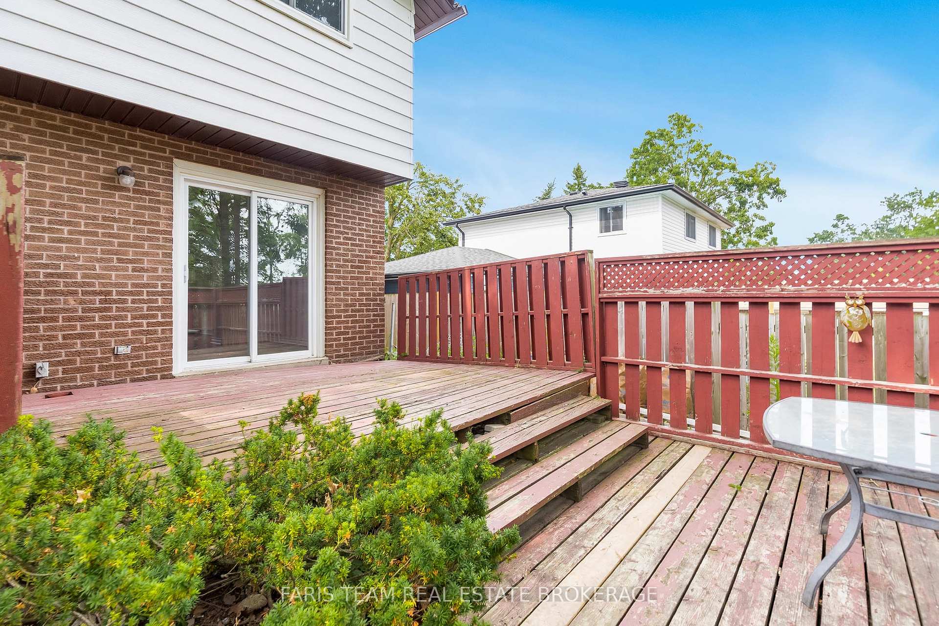 Photo 38 of 41 Farmingdale Crescent, Barrie, Cundles East — HOMEH