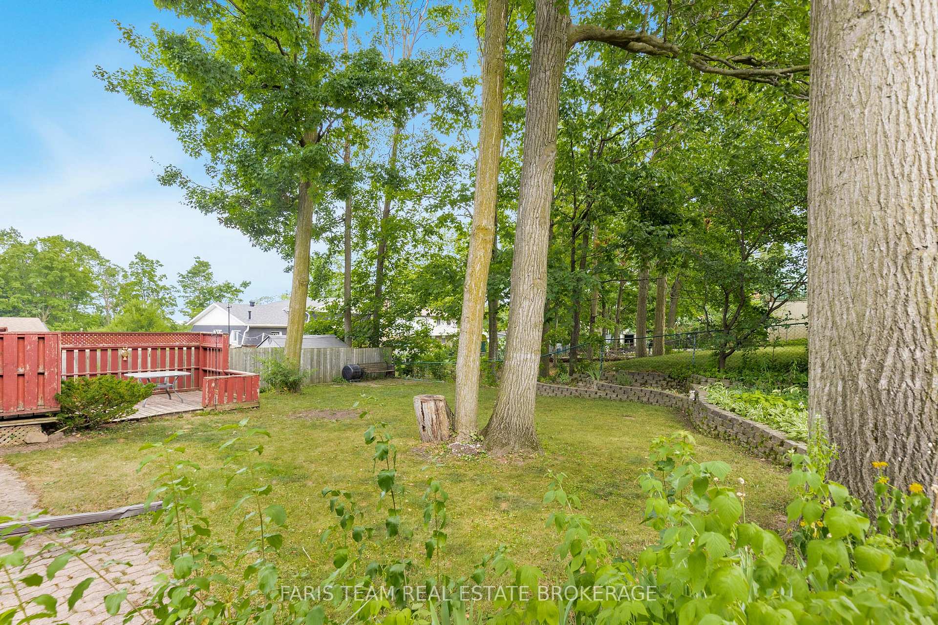 Photo 41 of 41 Farmingdale Crescent, Barrie, Cundles East — HOMEH