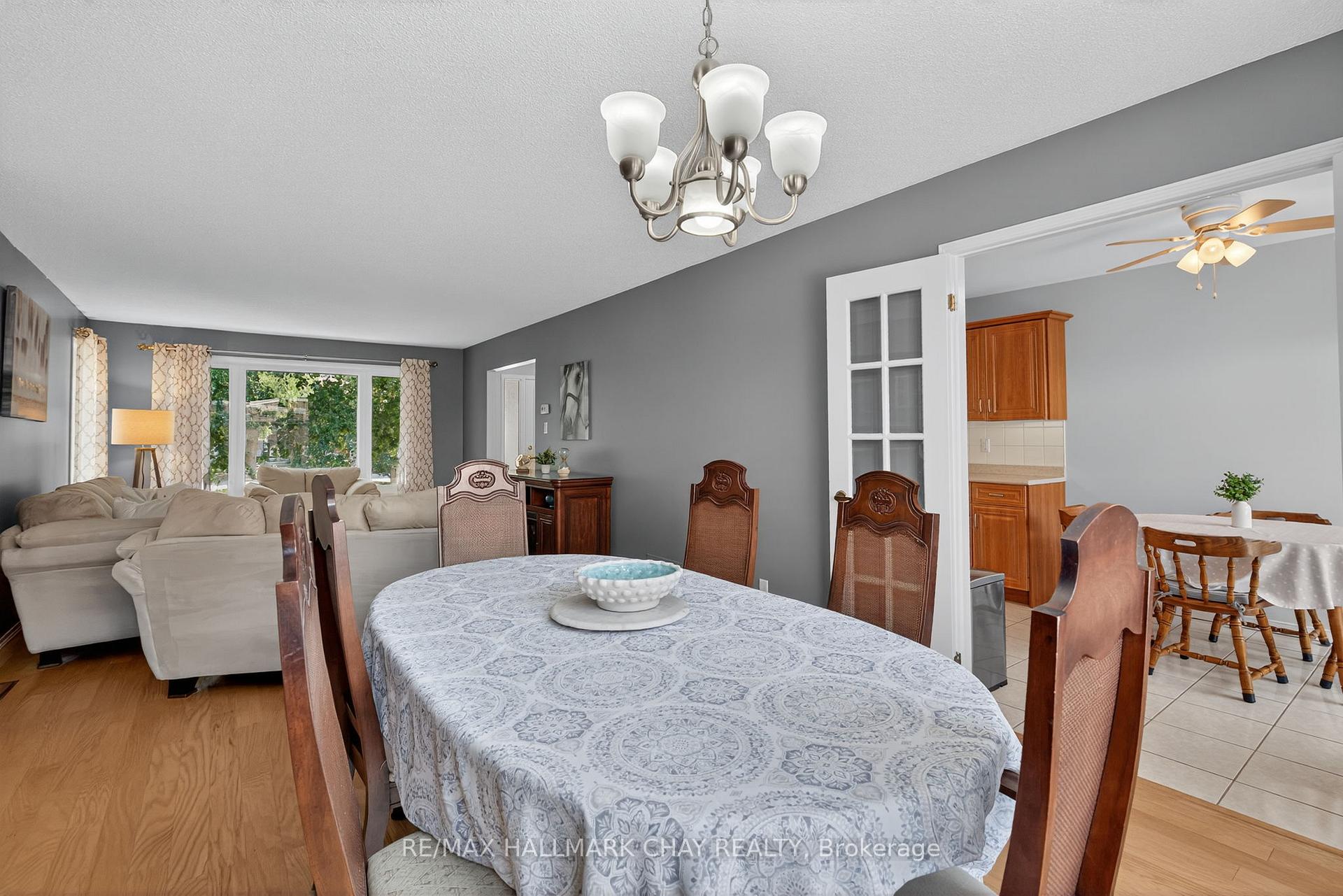 Photo 31 of 33 Parkette Drive, New Tecumseth, Rural New Tecumseth — HOMEH