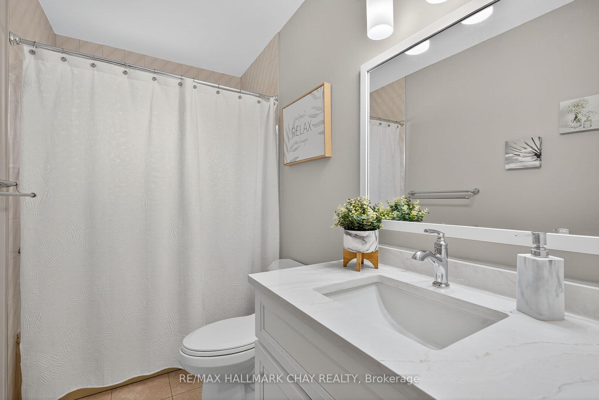 Photo 18 of 33 Parkette Drive, New Tecumseth, Rural New Tecumseth — HOMEH