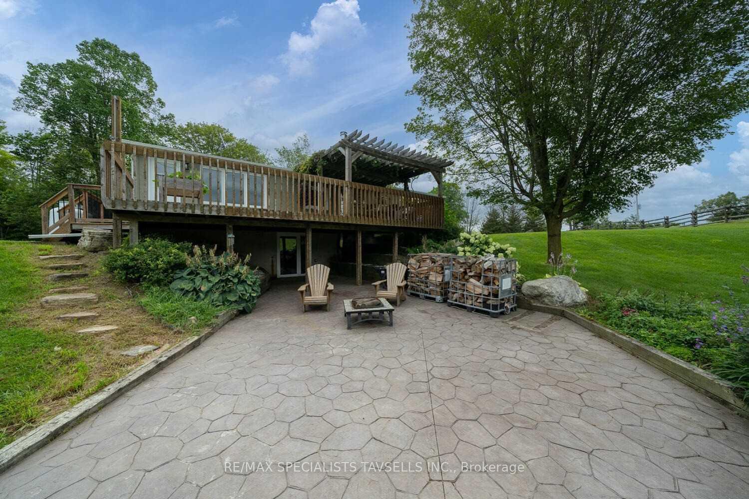 Photo 11 of 16218 Albion Trail, Caledon, Palgrave — HOMEH